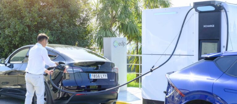 XCharge Group kooperiert mit EDP für europäische Net Zero Series Ladegeräte