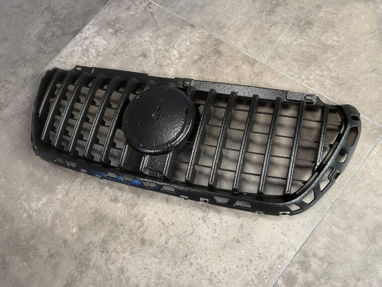 Der perfekte Kühlergrill: Panamericana Style für Mercedes Sprinter im hochwertigen Raptor-Look