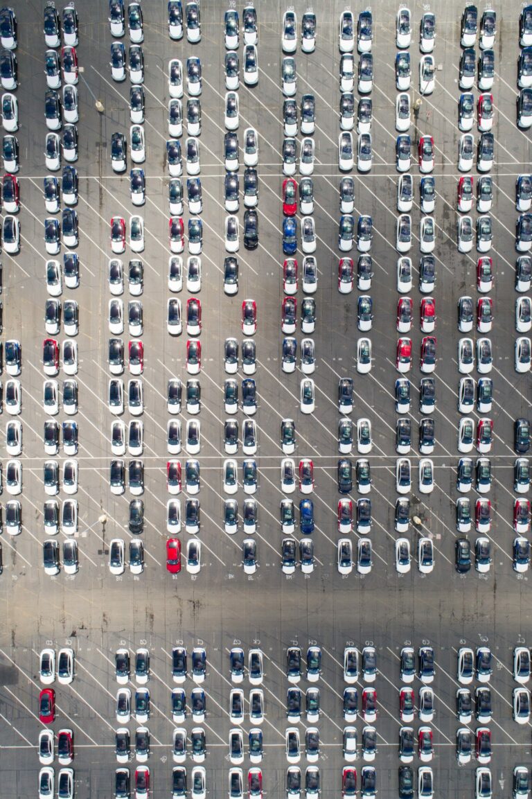 Schneller Autoexport in Langweid a. Lech: Anonymes Fahrzeugverkaufen mit Sofortiger Zahlung und Kostenfreier Abholung für defekte Autos