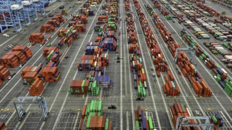 Autoexport Hösbach: Verkaufen Sie Ihr Auto ohne Komplikationen – Sofortige Barzahlung und bequeme Abholung für Fahrzeuge aller Zustände