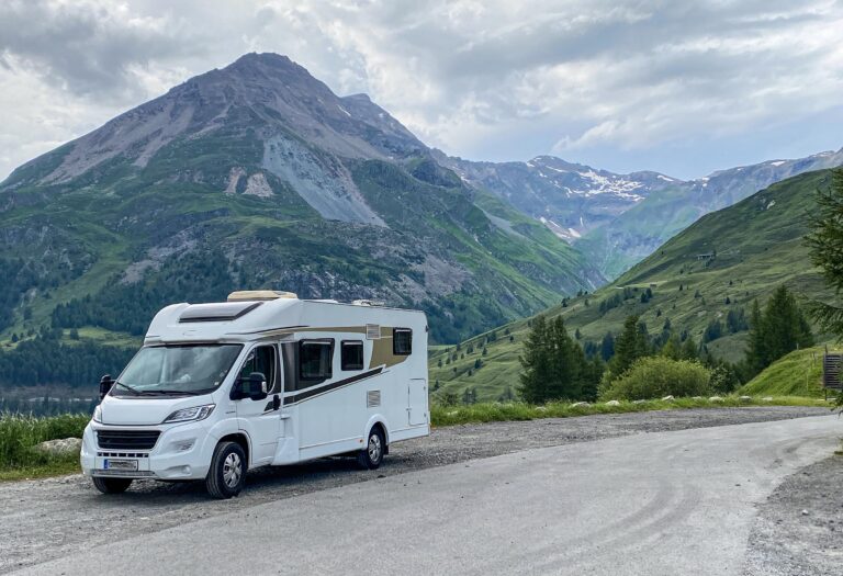 Vergessen Sie nicht die wichtigsten Tipps für Ihre Wohnmobilreise: Von der Absicherung bis zur Routenplanung zur Erhöhung Ihrer Sicherheit