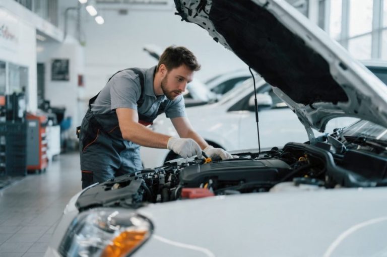 Auto mit Motorschaden verkaufen in Köln: Profitieren Sie von professionellen Ankäufern und attraktiven Angeboten